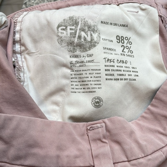 Gap pink khakis - Picture 4 of 4